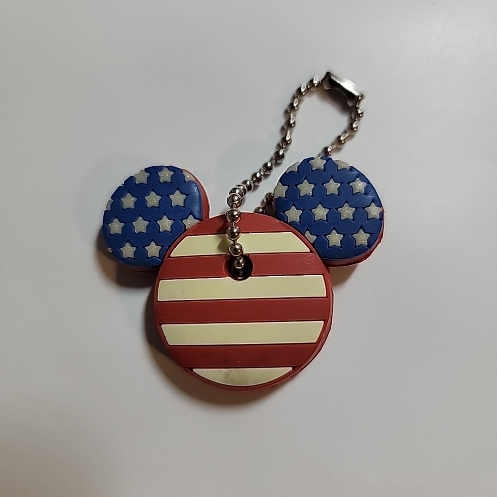 Walt Disney World 4th of July Mickey Ears key cover keychain